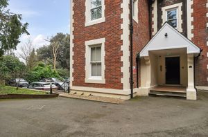 Photo 16- click for photo gallery